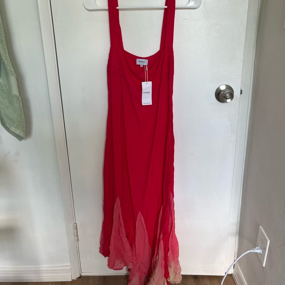 Carmen Marc Valvo Red to Pink Ombre Maxi Dress